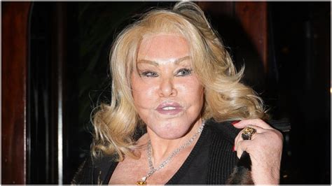 Catwomen A Murit La V Rsta De De Ani Jocelyne Wildenstein Pe