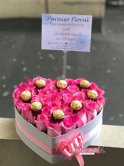 Arreglo corazon con rosas y ferreros ᑕMedellínᑐ Floristerias en Medellin