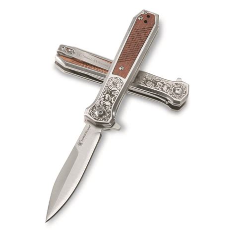 Smith And Wesson Unwavered Spring Assisted Folding Dagger 740542 Spring Assisted Knives At