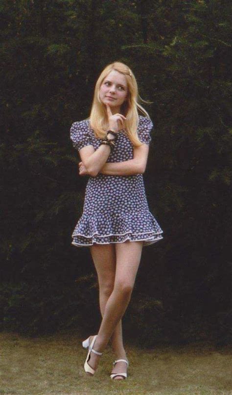 Pin By Arthur Ducoux On France Gall Sixties Fashion Fashion France Gall