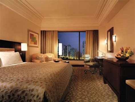 Philippine Accommodation: Edsa Shangri-La Hotel