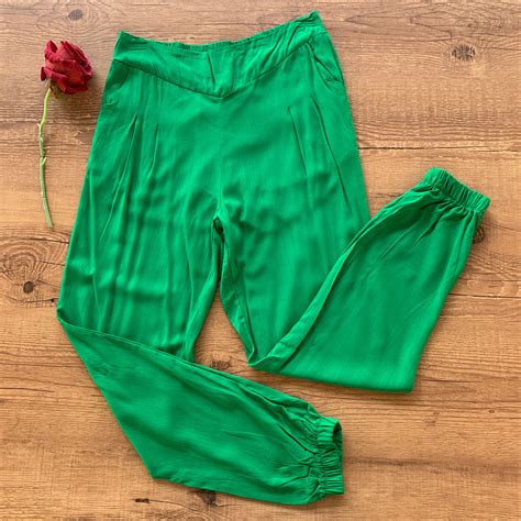 Conjunto Viscolinho Chamise e Calça Verde DONDOCA Dondoca Moda Feminina