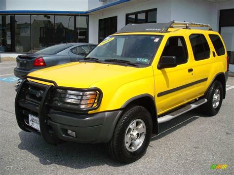 Nissan Xterra Yellow Photo Gallery #1/11