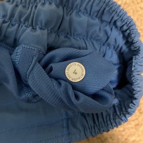 Lululemon Blue Nile Hotty Hot Shorts Size Inseam Depop