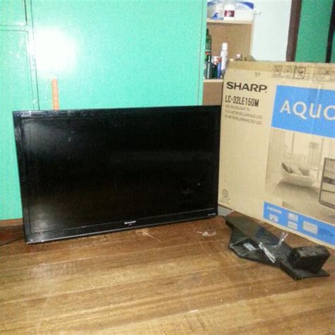 Sharp 30-inch LED TV, TV & Home Appliances, TV & Entertainment, TV on Carousell