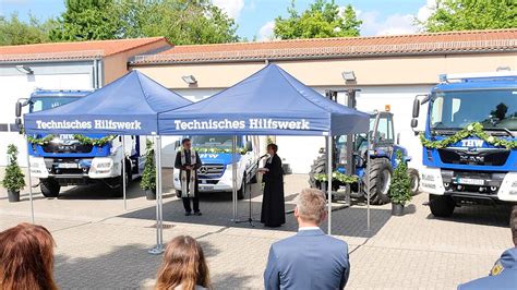 Jahreshauptversammlung Und Fahrzeugweihe Beim Thw Karlstadt