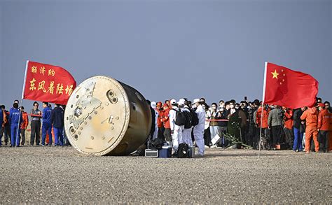 China S Shenzhou 15 Astronauts Return Safely