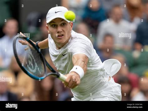 Jack draper wimbledon novak hi-res stock photography and images - Alamy