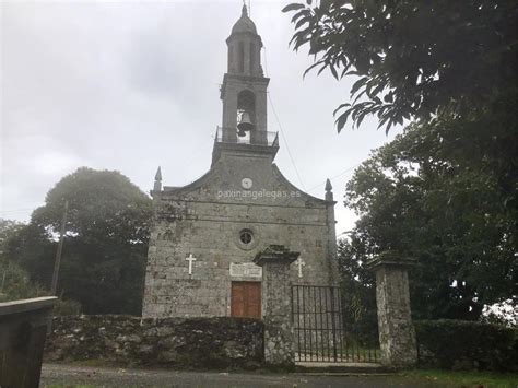 Parroquia y Cementerio Viejo de San Lourenzo de Vilatuxe en Lalín