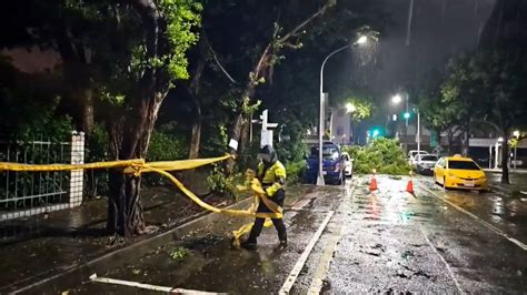 颱風杜蘇芮／昨入夜風強雨大 高雄近7萬戶停電 ｜ 公視新聞網 Pnn