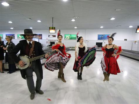 Las Im Genes Del Primer Vuelo Del Jet