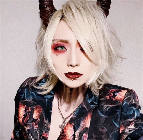 Pin By Miruza Labeeb On Visualkei Styles Visual Kei Halloween Face