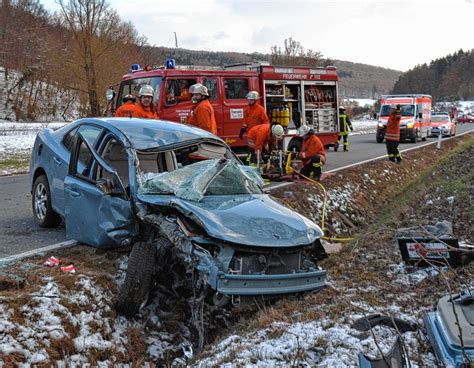 Unfall Fordert Einen Schwerverletzten Weikersheim Igersheim Main