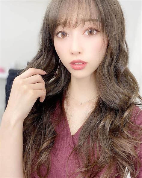 林紗久羅さんのインスタグラム写真 林紗久羅instagram「 おはよう 今日もお仕事頑張りましょう