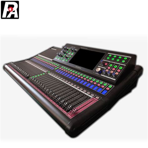 MD32 PLUS Digital Mixer Console