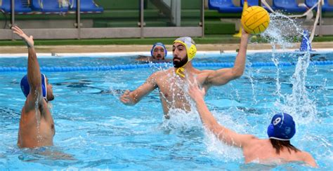 El Waterpolo Sevilla Celebr Con Victoria La Vuelta De P Blico A Las