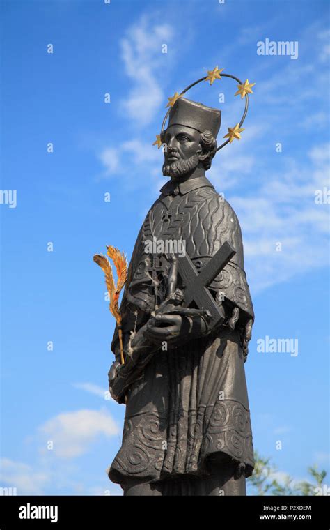 John Nepomuk Statue Hi Res Stock Photography And Images Alamy