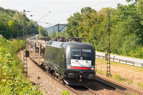 ES 64 U2 034 182 534 8 Mit Einem Leeren Autotransportzug In Richtung