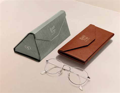 DAMN HOT Mic S Chilli Packaging Behance