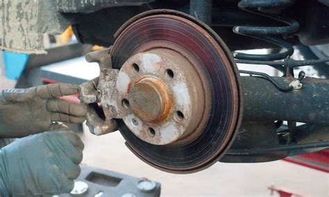 how to clean brakes and rotors