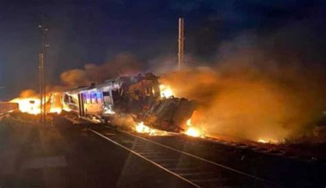 Tragedia A Corigliano Rossano Incidente Ferroviario Causa Vittime