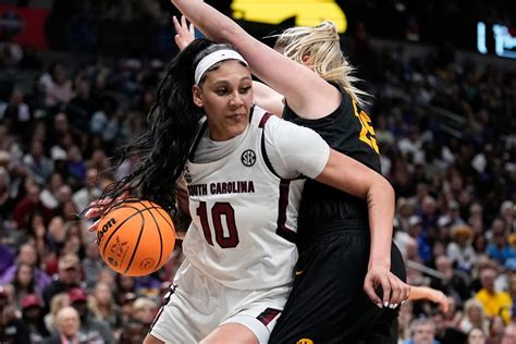 Three Way Too Early Predictions For South Carolina Women S Basketball