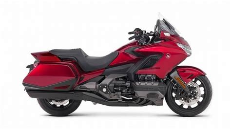 Yamaha Launches New R1 At Rs 2073l Honda Opens Bookings For Goldwing