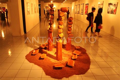 Pameran Jelajah Seni Rupa Nusantara Antara Foto