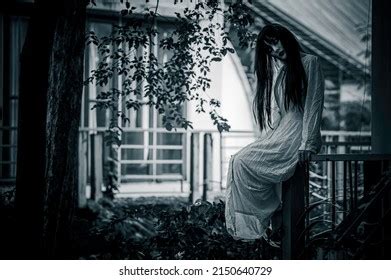 Portrait Asian Woman Make Ghostscary Horror Stock Photo 2150640729 ...