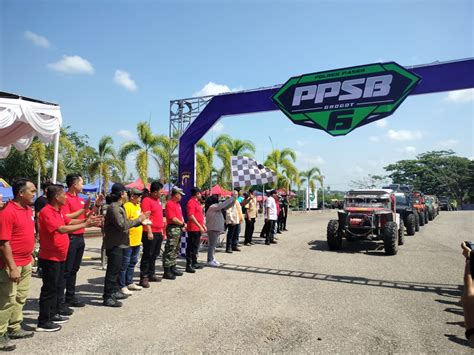 Wabup Masitah Lepas 65 Peserta Offroader Paser Explore 2023 MCKabPaser