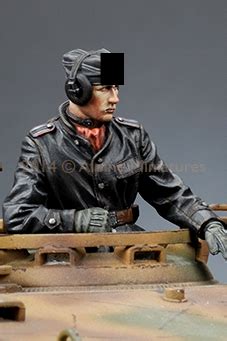 Ss Panzer Commander Set Figs Alpine Miniatures