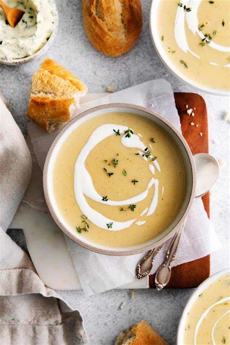 The Best Creamy Potato Soup Recipe L A Farmgirls Dabbles