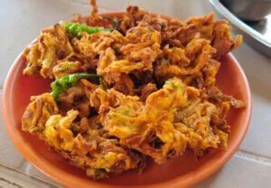 Crispy Onion Bhaji Recipe Indian Kanda Bhaji Cooking Frog