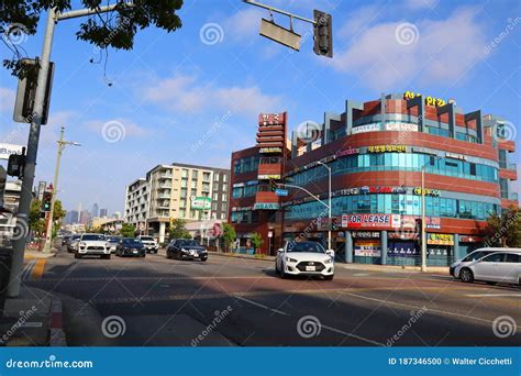 Los Angeles California Koreatown A Neighborhood Of Los Angeles