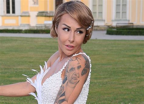 Blanka Lipi Ska O Opalaniu Topless Narzeka Na Polsk