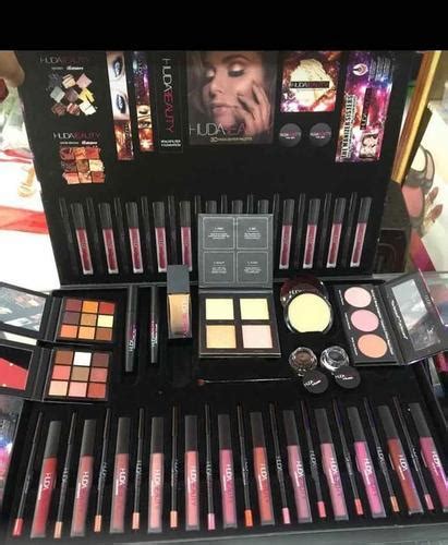 Huda Beauty Makeup Box Set | Makeupview.co