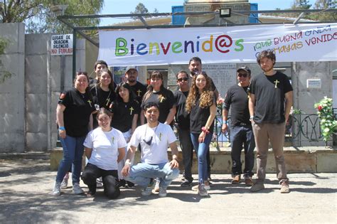 Cargados De Alegr A Y Esperanza Llegaron Los J Venes Al Santuario De