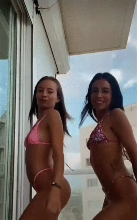 Latina Mom Daughter On Vacay Babeslovemybigcock