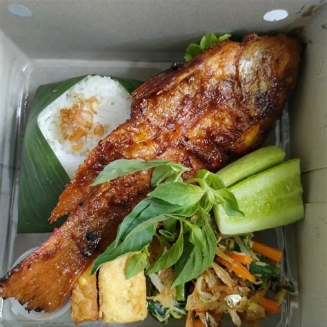 Nasi Box Nila Bakar