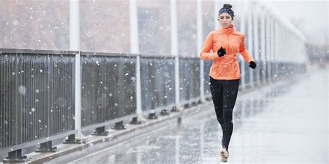 Courir en hiver nos conseils Running spécial froid Cosmopolitan fr