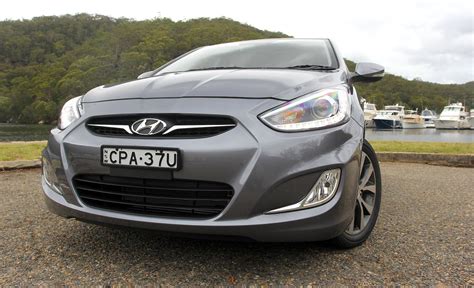 Hyundai Accent Review Sr Photos Caradvice