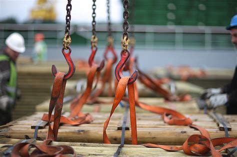 Understanding the Different Types of Hoist Slings - ElegantResorts