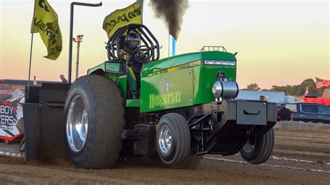 Tractor Pulling 2022 5 000 Hot Farm Tractor Throwdown Wagler Fall