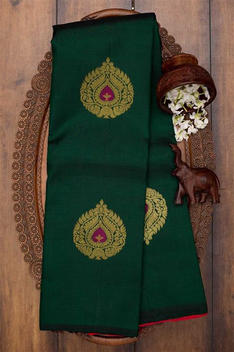 Bottle Green Zari Woven Kanchipuram Silk Saree Ri Silk Saree