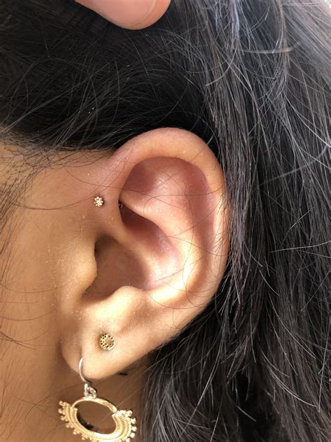 A helix piercing - senturinpk