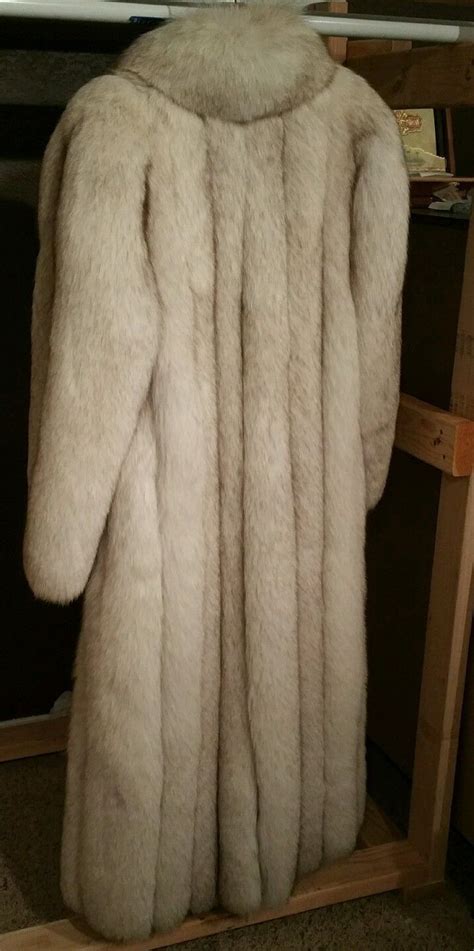 Pin By Sandra Huntington On Collection Fur Coat Fur Coat