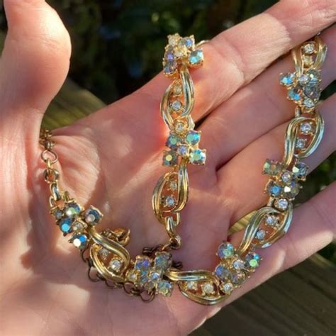 Vtg Lisner Gold Tone Ab Aurora Borealis Rhinestone Ch Gem