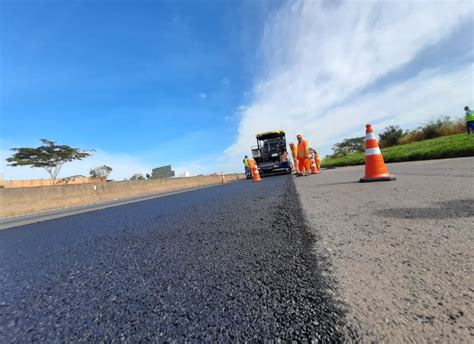 Manutenção no pavimento da SP 294 mobiliza equipes de Marília a Pompeia