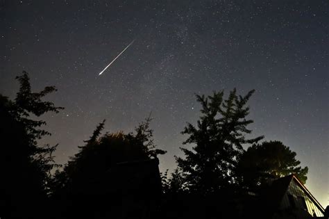 Szemkápráztató mégis rémisztő égi jelenség szelte át az eget