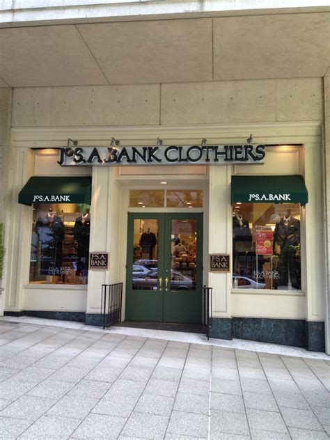 Jos A. Bank Clothiers - Men's Clothing - Downtown - Seattle, WA ...